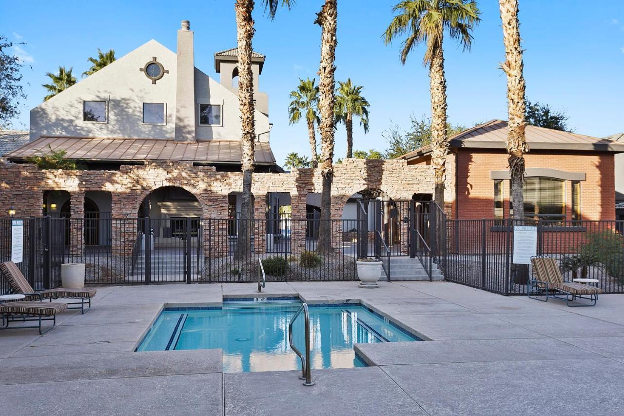 Cozysuites Chandler 2Br With 2 Pools & Jacuzzi! Kültér fotó